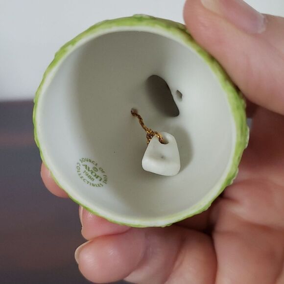 Vintage 1988 Avon "A Mother's Love" Bisque Porcelain Bell - Picture 5 of 5